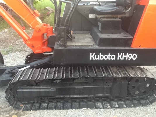 Kubota kh90 หรือประมาณpc35 สภาพดีเครื่องสี่สูบแรง ตัวเดินแข็งแรงทนทาน