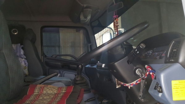 รถฮีโน่ 10 ล้อดั้ม 344 แรงม้า. ปี 53.  ( รถวิ่ง 22x,xxx กว่า กม. )      สนใจติดต่อ  081 - 6079515