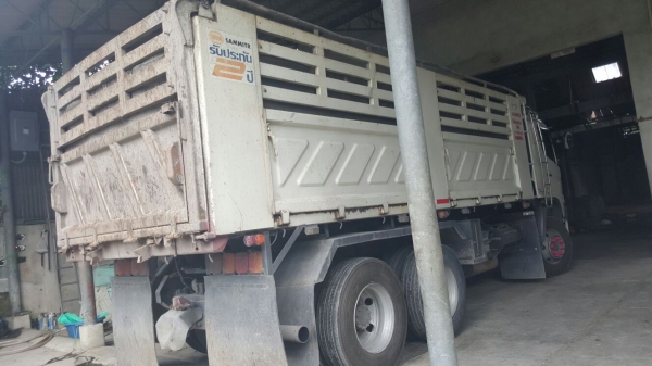 รถฮีโน่ 10 ล้อดั้ม 344 แรงม้า. ปี 53.  ( รถวิ่ง 22x,xxx กว่า กม. )      สนใจติดต่อ  081 - 6079515