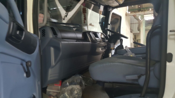 รถฮีโน่ 10 ล้อดั้ม 344 แรงม้า. ปี 53.  ( รถวิ่ง 22x,xxx กว่า กม. )      สนใจติดต่อ  081 - 6079515