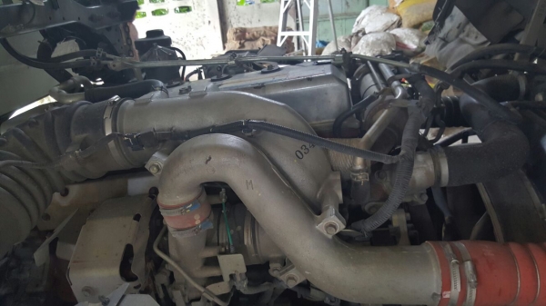 รถฮีโน่ 10 ล้อดั้ม 344 แรงม้า. ปี 53.  ( รถวิ่ง 22x,xxx กว่า กม. )      สนใจติดต่อ  081 - 6079515