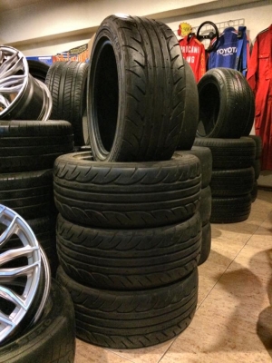 (ยางมือ2)กึงซอฟหนึบๆ‬ hankook R-s2 ไซส์195/50/15 ปี12(ชุด4เส้น) ขาย 6,900.฿ (‪#&lrm;ยางใหม่‬ ชุดละ12,500.฿ *มีของพร้อมเปลี่ยน)