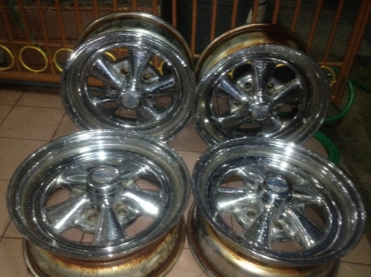 ล้อเเท้ CRAGAR SS ขอบ15กว้าง6นิ้ว5รู114 เก่าญี่ปุ่นเเท้สภาพตามรูปครับ