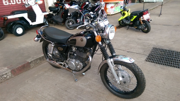 ขายคับ YAMAHA SR400 ปี96 เดิมๆสีสวย ท่อเมกะโฟน อินวอยส์ สรรพสามิตร ราคา 69500 บาท ส่งได้ทั่วไทยคับ สนใจติดต่อ 081-0578282 คับ ส่งได้ทั่วไทยคับ สนใจติดต่อ 081-0578282 FACEBOOK ชาญณรงค์ ป๊อป ชัยอมฤต ไอดีไลน์ POPBIGBIKESAKON คับ สนใจรถสวย ถูก ดี ต้อง POP BIG