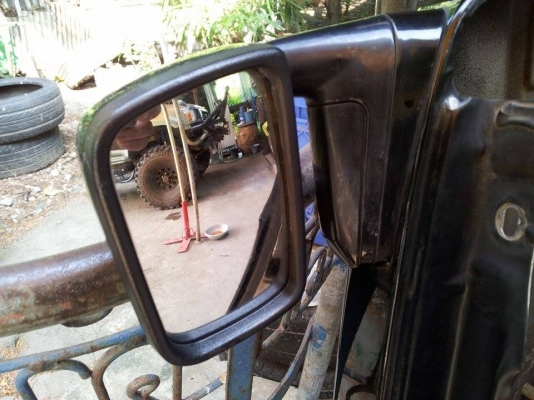 แก้ม NISSAN TERRANO 1