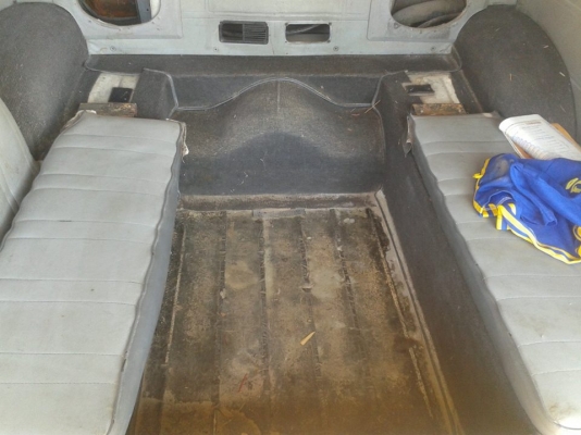 ขายรถแวน สวยๆๆเครื่อง2500 แอร์เย็น สวย ขายรถแวน สวยๆๆเครื่อง2500 แอร์เย็น สวย