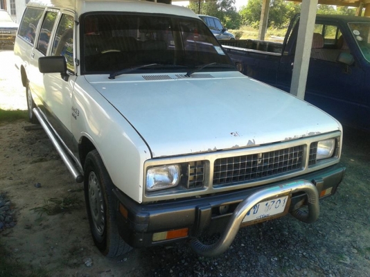 ขายรถแวน สวยๆๆเครื่อง2500 แอร์เย็น สวย ขายรถแวน สวยๆๆเครื่อง2500 แอร์เย็น สวย