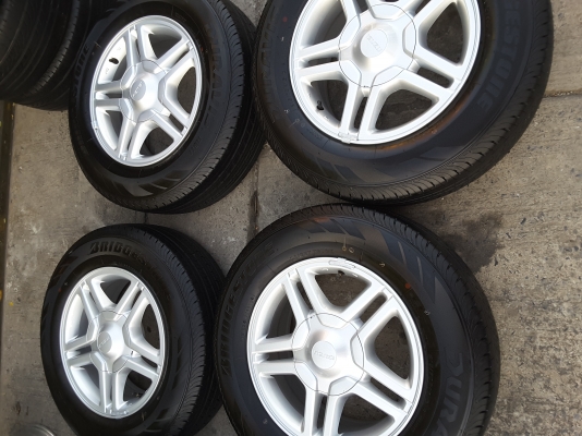 ล้อ isuzu DDI ขอบ 16 พร้อมยาง 215 70 16 ชุดล่ะ 18,000