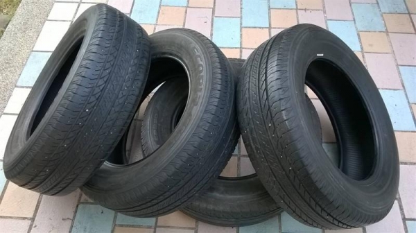 ขายยางรถ SUV.  Bridgestone Ecopia EP850  225 /65 R17