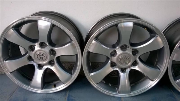 แม็กtoyota prado ขอบ17