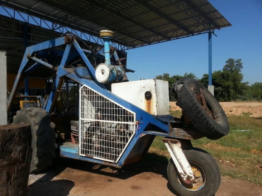 **380,000 บ.ต่อรอง/// รถคีบ3ล้อ บูมคู่ เครื่องDEUTZ(ดอยซ์) **ขาย รถคีบ 3ล้อ บูมคู่ เครื่องยนต์ดอยซ์3สูบ สภาพพร้อมใช้งาน เอกสารสัญญาซื้อขาย รถคีบ อ้อย/ไม้ยูคา 3ล้อ เครื่องยนต์ DEUTZ ดอยซ์ 3สูบ 55แรง คีบแบบบูมคู่ ของสามารถ เครื่องดี แน่น ปั้มดี แรงดีครับ ช่ **380,000 บ.ต่อรอง/// รถคีบ3ล้อ บูมคู่ เครื่องDEUTZ(ดอยซ์) **ขาย รถคีบ 3ล้อ บูมคู่ เครื่องยนต์ดอยซ์3สูบ สภาพพร้อมใช้งาน เอกสารสัญญาซื้อขาย รถคีบ อ้อย/ไม้ยูคา 3ล้อ เครื่องยนต์ DEUTZ ดอยซ์ 3สูบ 55แรง คีบแบบบูมคู่ ของสามารถ เครื่องดี แน่น ปั้มดี แรงดีครับ ช่