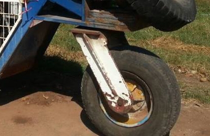 **380,000 บ.ต่อรอง/// รถคีบ3ล้อ บูมคู่ เครื่องDEUTZ(ดอยซ์) **ขาย รถคีบ 3ล้อ บูมคู่ เครื่องยนต์ดอยซ์3สูบ สภาพพร้อมใช้งาน เอกสารสัญญาซื้อขาย รถคีบ อ้อย/ไม้ยูคา 3ล้อ เครื่องยนต์ DEUTZ ดอยซ์ 3สูบ 55แรง คีบแบบบูมคู่ ของสามารถ เครื่องดี แน่น ปั้มดี แรงดีครับ ช่ **380,000 บ.ต่อรอง/// รถคีบ3ล้อ บูมคู่ เครื่องDEUTZ(ดอยซ์) **ขาย รถคีบ 3ล้อ บูมคู่ เครื่องยนต์ดอยซ์3สูบ สภาพพร้อมใช้งาน เอกสารสัญญาซื้อขาย รถคีบ อ้อย/ไม้ยูคา 3ล้อ เครื่องยนต์ DEUTZ ดอยซ์ 3สูบ 55แรง คีบแบบบูมคู่ ของสามารถ เครื่องดี แน่น ปั้มดี แรงดีครับ ช่