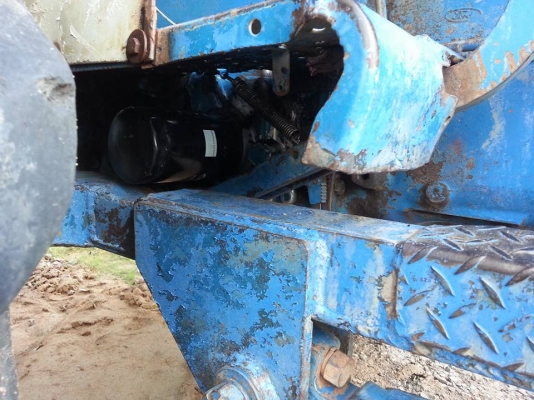 แทรกเตอร์ FORD 6610  ตัวรถพร้อมใบมีด CMT เล่มทะเบียนพร้อม