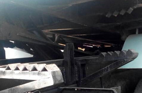 **815,000 บ.ต่อรอง/// 10ล้อ2เพลาดั้ม ISUZU ROCKY FXZ-240 หัวขาว โค้ดK เล่มทะเบียนครบ **ขาย ISUZU ROCKY FXZ-240 10ล้อ2เพลาดั้มเหล็ก สภาพดี พร้อมใช้งาน เอกสารเล่มทะเบียนครบ ISUZU FXZ23NFYF K 6SD1-240HP หัวขาว จดใหม่ปี47 เครื่องเดิม เกียร์เดิม เครื่องดี แน่น