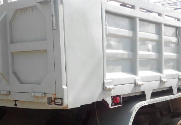 **815,000 บ.ต่อรอง/// 10ล้อ2เพลาดั้ม ISUZU ROCKY FXZ-240 หัวขาว โค้ดK เล่มทะเบียนครบ **ขาย ISUZU ROCKY FXZ-240 10ล้อ2เพลาดั้มเหล็ก สภาพดี พร้อมใช้งาน เอกสารเล่มทะเบียนครบ ISUZU FXZ23NFYF K 6SD1-240HP หัวขาว จดใหม่ปี47 เครื่องเดิม เกียร์เดิม เครื่องดี แน่น