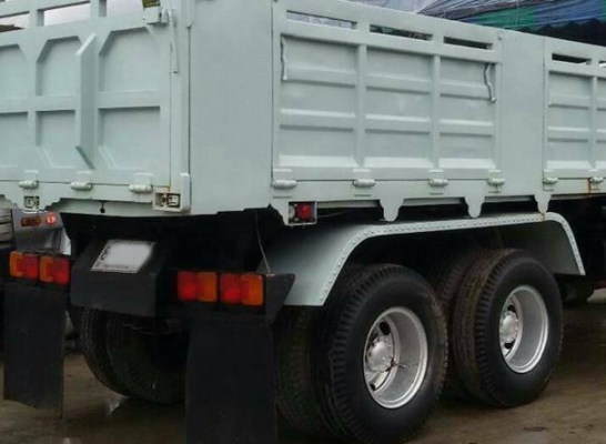 **815,000 บ.ต่อรอง/// 10ล้อ2เพลาดั้ม ISUZU ROCKY FXZ-240 หัวขาว โค้ดK เล่มทะเบียนครบ **ขาย ISUZU ROCKY FXZ-240 10ล้อ2เพลาดั้มเหล็ก สภาพดี พร้อมใช้งาน เอกสารเล่มทะเบียนครบ ISUZU FXZ23NFYF K 6SD1-240HP หัวขาว จดใหม่ปี47 เครื่องเดิม เกียร์เดิม เครื่องดี แน่น