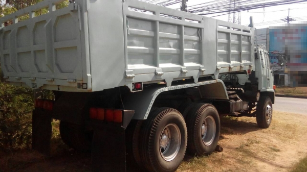 **815,000 บ.ต่อรอง/// 10ล้อ2เพลาดั้ม ISUZU ROCKY FXZ-240 หัวขาว โค้ดK เล่มทะเบียนครบ **ขาย ISUZU ROCKY FXZ-240 10ล้อ2เพลาดั้มเหล็ก สภาพดี พร้อมใช้งาน เอกสารเล่มทะเบียนครบ ISUZU FXZ23NFYF K 6SD1-240HP หัวขาว จดใหม่ปี47 เครื่องเดิม เกียร์เดิม เครื่องดี แน่น