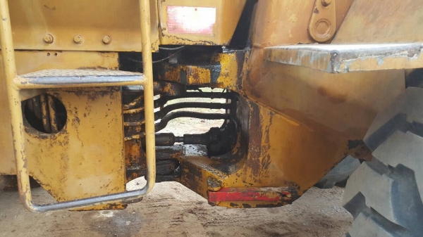 ขายรถตัก CAT 910 เอวอ่อน สภาพพร้อมใช้งาน เครื่องดี ปั้มดี รถใช้งานอยู่ทุกวัน ราคาต่อรองได้ครับ