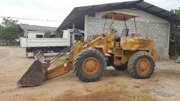 ขายรถตัก CAT 910 เอวอ่อน สภาพพร้อมใช้งาน เครื่องดี ปั้มดี รถใช้งานอยู่ทุกวัน ราคาต่อรองได้ครับ