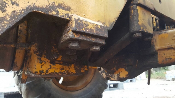 ขายรถตัก CAT 910 เอวอ่อน สภาพพร้อมใช้งาน เครื่องดี ปั้มดี รถใช้งานอยู่ทุกวัน ราคาต่อรองได้ครับ