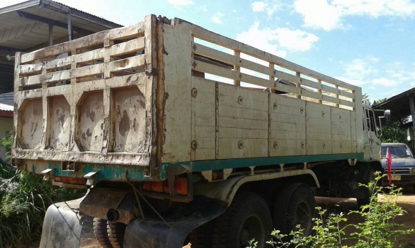 ขาย 10 ล้อดั้ม 2 เพลา HINO F18 วางเครื่อง HO7D 195 แรงม้า คัสซีสวยจัดตลอดเส้น ช่วงล่างแน่น สโลว์กลาง เบรคทิฟฟี่ แอร์เย็นฉ่ำ ทะเบียนพร้อมโอนครับ