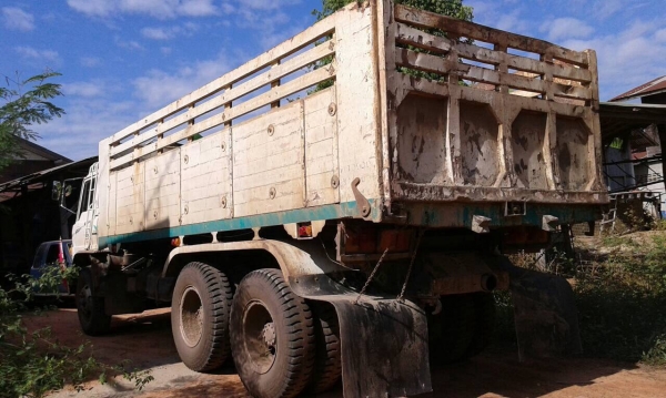 ขาย 10 ล้อดั้ม 2 เพลา HINO F18 วางเครื่อง HO7D 195 แรงม้า คัสซีสวยจัดตลอดเส้น ช่วงล่างแน่น สโลว์กลาง เบรคทิฟฟี่ แอร์เย็นฉ่ำ ทะเบียนพร้อมโอนครับ
