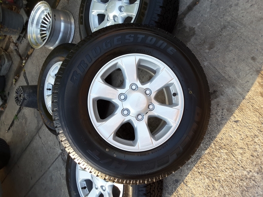 ล้อ isuzu DDI ขอบ 16 พร้อมยาง 245 70 16 bridgestone ชุดล่ะ 19800