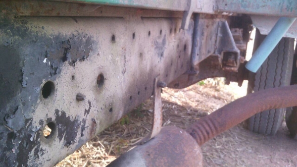 ขายรถโม่ปูน 2.5 คิว ISUZU NPR เครื่อง 6BB1 145 แรงม้า F หน้า-หลัง คัสซีดี มีเล่มทะเบียนแต่ไม่มีชุดโอนครับ