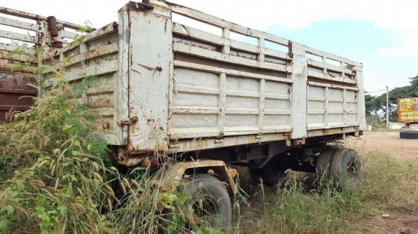 ขายลูกพ่วง 2 คานดั้ม อู่ ช ทวี สภาพพร้อมใช้ เอกสารพร้อมโอน ราคาต่อรองได้ครับ