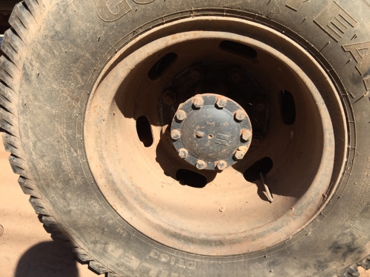 สิบล้อ อีซูชุ 270ยูโร ปี44 ดั้ม 2เพา มีระบบลากจูง สภาพดีสวยบางเดิมพร้อมใช้ เล่มทะเบียนพร้อมโอน (รถห้างแท้) ครับท่าน สิบล้อ อีซูชุ 270ยูโร ปี44 ดั้ม 2เพา มีระบบลากจูง สภาพดีสวยบางเดิมพร้อมใช้ เล่มทะเบียนพร้อมโอน (รถห้างแท้) ครับท่าน