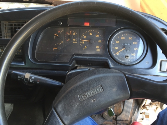 สิบล้อ อีซูชุ 270ยูโร ปี44 ดั้ม 2เพา มีระบบลากจูง สภาพดีสวยบางเดิมพร้อมใช้ เล่มทะเบียนพร้อมโอน (รถห้างแท้) ครับท่าน สิบล้อ อีซูชุ 270ยูโร ปี44 ดั้ม 2เพา มีระบบลากจูง สภาพดีสวยบางเดิมพร้อมใช้ เล่มทะเบียนพร้อมโอน (รถห้างแท้) ครับท่าน