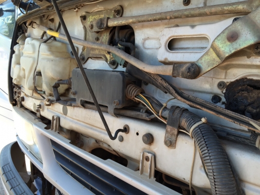 สิบล้อ อีซูชุ 270ยูโร ปี44 ดั้ม 2เพา มีระบบลากจูง สภาพดีสวยบางเดิมพร้อมใช้ เล่มทะเบียนพร้อมโอน (รถห้างแท้) ครับท่าน สิบล้อ อีซูชุ 270ยูโร ปี44 ดั้ม 2เพา มีระบบลากจูง สภาพดีสวยบางเดิมพร้อมใช้ เล่มทะเบียนพร้อมโอน (รถห้างแท้) ครับท่าน