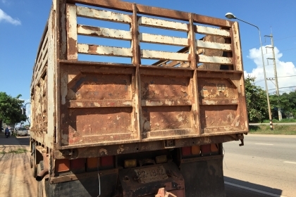 สิบล้อ อีซูชุ 270ยูโร ปี44 ดั้ม 2เพา มีระบบลากจูง สภาพดีสวยบางเดิมพร้อมใช้ เล่มทะเบียนพร้อมโอน (รถห้างแท้) ครับท่าน สิบล้อ อีซูชุ 270ยูโร ปี44 ดั้ม 2เพา มีระบบลากจูง สภาพดีสวยบางเดิมพร้อมใช้ เล่มทะเบียนพร้อมโอน (รถห้างแท้) ครับท่าน