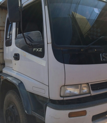 สิบล้อ อีซูชุ 270ยูโร ปี44 ดั้ม 2เพา มีระบบลากจูง สภาพดีสวยบางเดิมพร้อมใช้ เล่มทะเบียนพร้อมโอน (รถห้างแท้) ครับท่าน สิบล้อ อีซูชุ 270ยูโร ปี44 ดั้ม 2เพา มีระบบลากจูง สภาพดีสวยบางเดิมพร้อมใช้ เล่มทะเบียนพร้อมโอน (รถห้างแท้) ครับท่าน