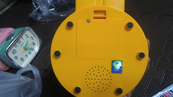 นาฬิกา disney หมีพูห์ ฐานที่เป็นหมีพูห์ หมุนได้พร้อมเสียงเพลงหน้าปัดสวย