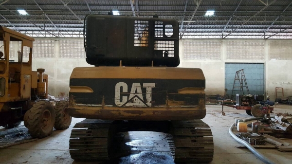 ขายแบคโฮ CAT 320B รถออกห้างมือเดียวป้ายแดง เอกสารเล่มทะเบียนครบ เครื่องแน่น ปั้มดี ช่วงล่างเต็ม กล่องไม่มี ราคาต่อรองได้ ขายแบคโฮ CAT 320B รถออกห้างมือเดียวป้ายแดง เอกสารเล่มทะเบียนครบ เครื่องแน่น ปั้มดี ช่วงล่างเต็ม กล่องไม่มี ราคาต่อรองได้
