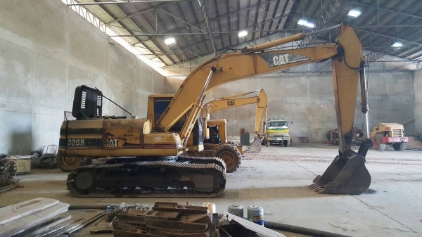 ขายแบคโฮ CAT 320B รถออกห้างมือเดียวป้ายแดง เอกสารเล่มทะเบียนครบ เครื่องแน่น ปั้มดี ช่วงล่างเต็ม กล่องไม่มี ราคาต่อรองได้ ขายแบคโฮ CAT 320B รถออกห้างมือเดียวป้ายแดง เอกสารเล่มทะเบียนครบ เครื่องแน่น ปั้มดี ช่วงล่างเต็ม กล่องไม่มี ราคาต่อรองได้