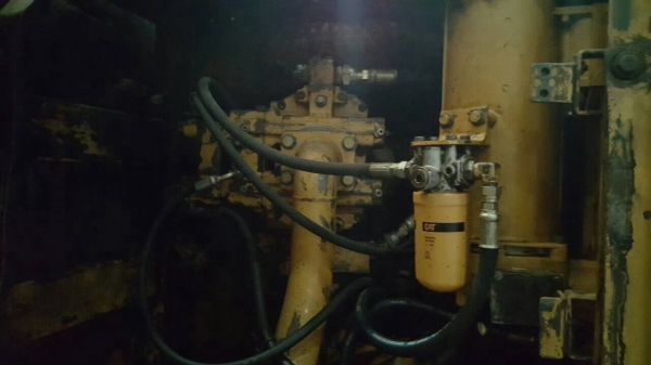 ขายแบคโฮ CAT 320B รถออกห้างมือเดียวป้ายแดง เอกสารเล่มทะเบียนครบ เครื่องแน่น ปั้มดี ช่วงล่างเต็ม กล่องไม่มี ราคาต่อรองได้ ขายแบคโฮ CAT 320B รถออกห้างมือเดียวป้ายแดง เอกสารเล่มทะเบียนครบ เครื่องแน่น ปั้มดี ช่วงล่างเต็ม กล่องไม่มี ราคาต่อรองได้