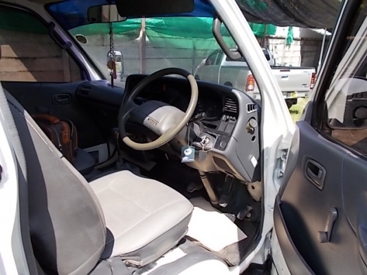 TOYOTA HIACE 2.5 GL ตู้ทึบ ปี1993 รถมือแรก สีทำใหม่ เครื่องฟิตใหม่ใช้ยาว ตัวถังบางทั้งคัน ไม่เคยชน TOYOTA HIACE 2.5 GL ตู้ทึบ ปี1993 รถมือแรก สีทำใหม่ เครื่องฟิตใหม่ใช้ยาว ตัวถังบางทั้งคัน ไม่เคยชน
