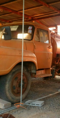 หกล้อ อีซูชุ 165เพาเวอร์ บรรทุกถังน้ำ สภาพดีสวยๆเดิม อุปกร์ปั้มน้ำครบ พร้อมใช้ ทะเบียน ภาษีไม่ขาดพร้อมโอน