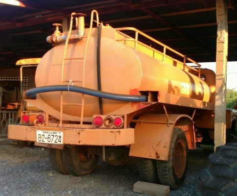 หกล้อ อีซูชุ 165เพาเวอร์ บรรทุกถังน้ำ สภาพดีสวยๆเดิม อุปกร์ปั้มน้ำครบ พร้อมใช้ ทะเบียน ภาษีไม่ขาดพร้อมโอน