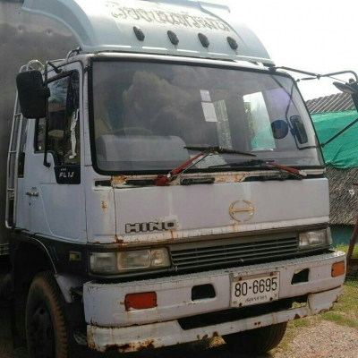 สิบล้อ ฮีโน่ FF1J 220 เพาเดียว บรรทุกตู้ ยาว7ม สภาพดีเดิมๆพร้อมใช้ ทะเบียนพร้อมโอน