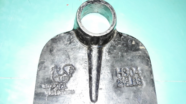 ขายจอบตราไก่งานเก่าจีนขนาด2 1/2ปอน ขายจอบตราไก่งานเก่าจีนขนาด2 1/2ปอน