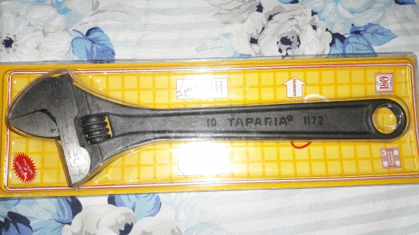 ขายประแจเลื่อนTAPARIA Made in India.10นิ้วเก่าเก็บ