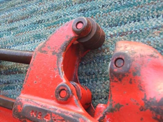 คัตเตอร์ตัดท่อ Ridgid Model : 4S  ตัดท่อขนาด 2-4" ครับ