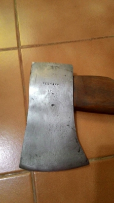 ขายขวานตราเพชรงานเก่าเก็บ 800กรัมคมๆ ขายขวานตราเพชรงานเก่าเก็บ 800กรัมคมๆ