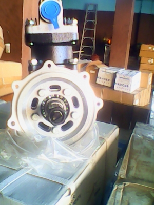 ขายปั้มลม 6 BG1  ISUZU ราคา 11000  บาทโทร  0906208746