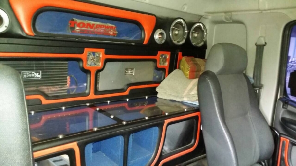 ขายครับ พ่วงแม่ลูก 380 ปี 56 รถสวยๆพร้อมใช้ครับ ขายครับ พ่วงแม่ลูก 380 ปี 56 รถสวยๆพร้อมใช้ครับ