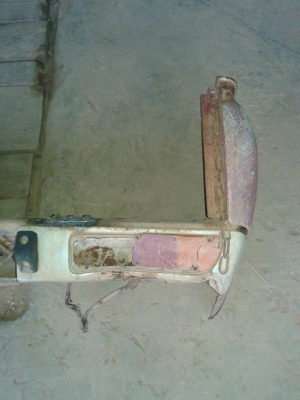 ขายชุดเเปรงท้ายไฟนอนดัทสัน620ครบชุดพร้อมเบ้าไฟท้าย ครับ