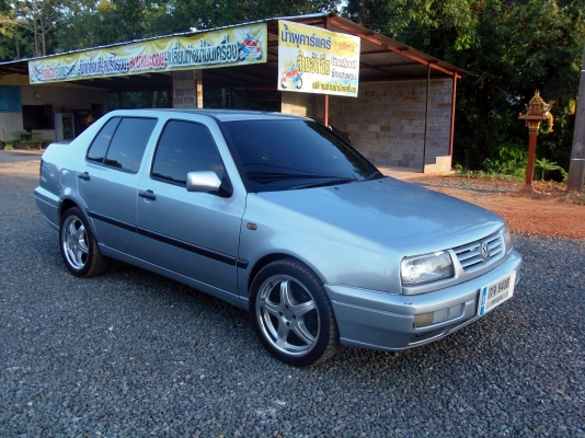 ขายโฟล์คสวาเกนรุ่น VENTO
